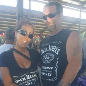 Meet your Posher, Hillary